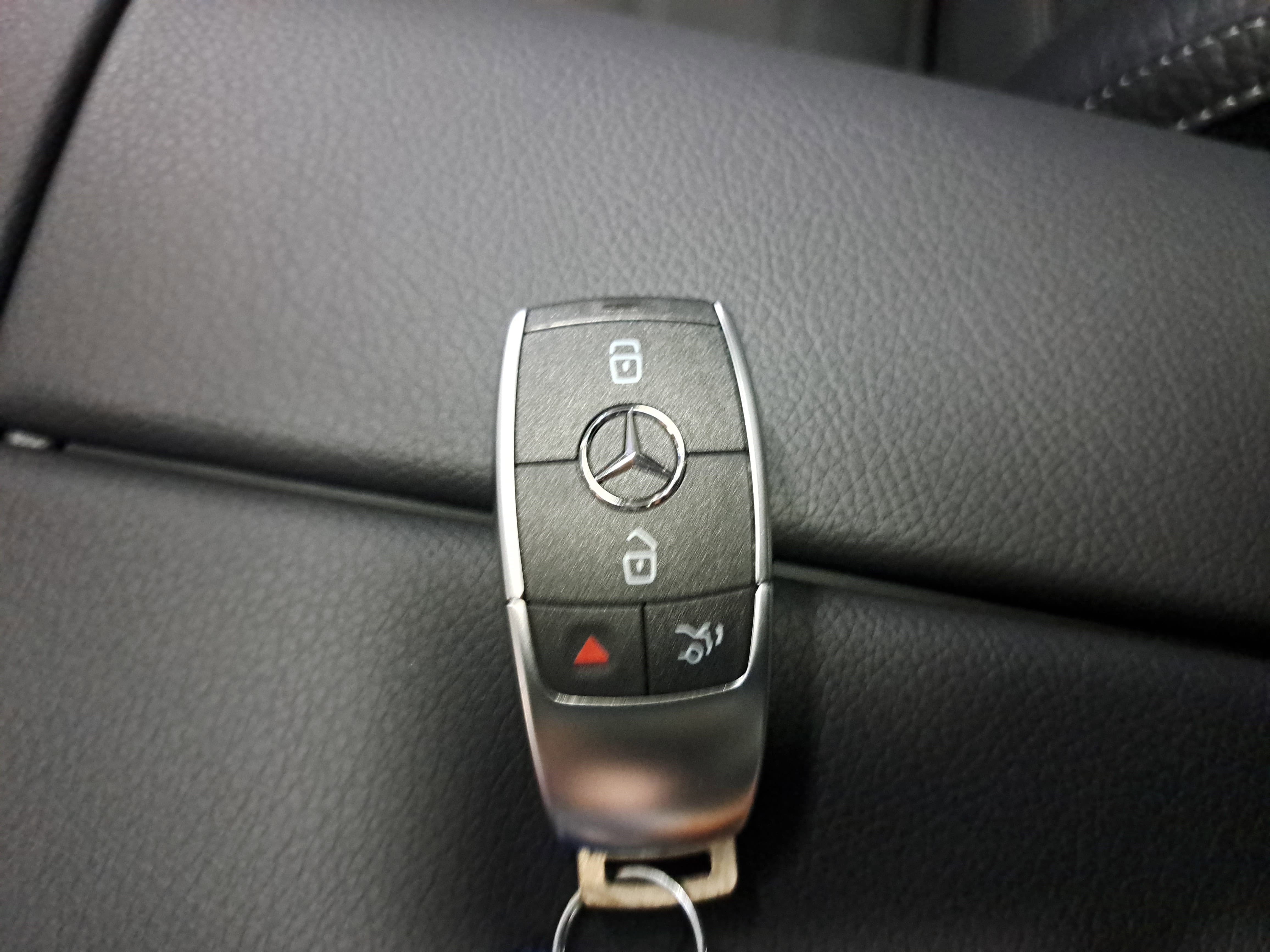 New 2026 Mercedes-Benz GLE 450 4MATIC image 36