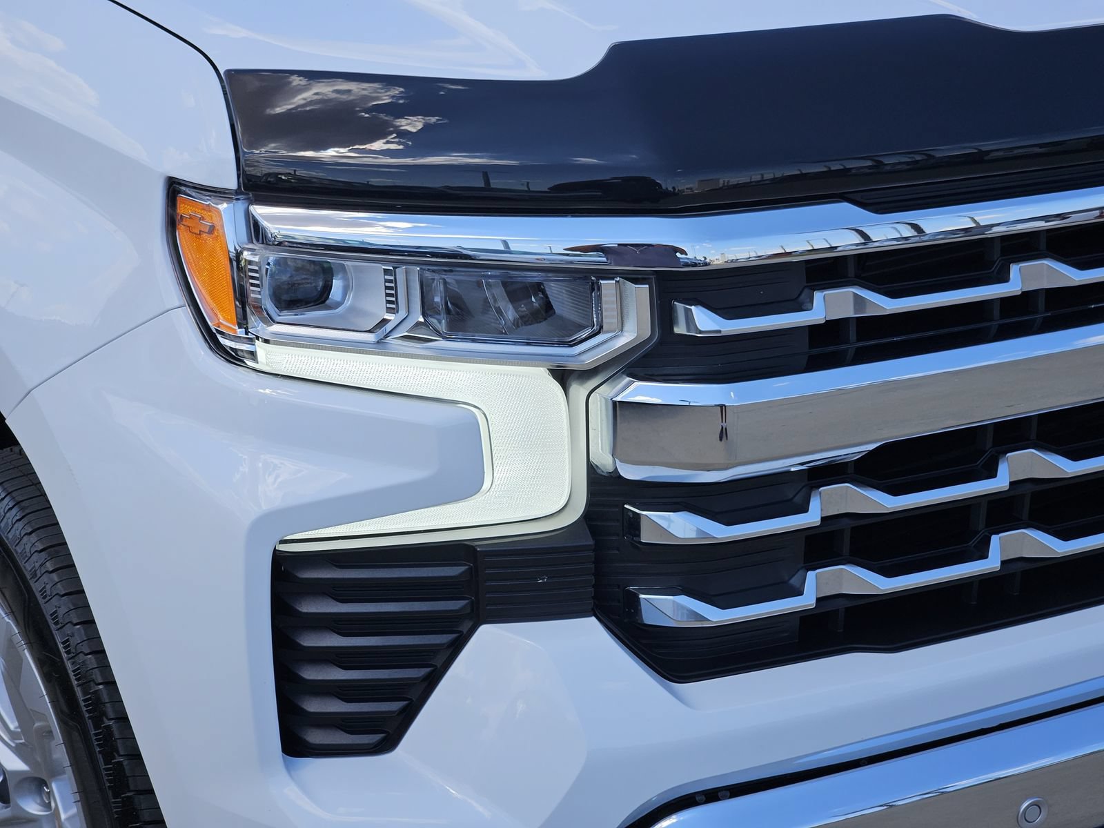 Certified 2025 Chevrolet Silverado 1500 LTZ w/ LTZ Premium Texas Edition AWD/4WD image 10