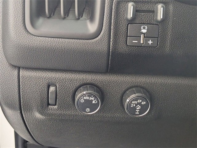 Used 2022 Chevrolet Colorado ZR2 image 15