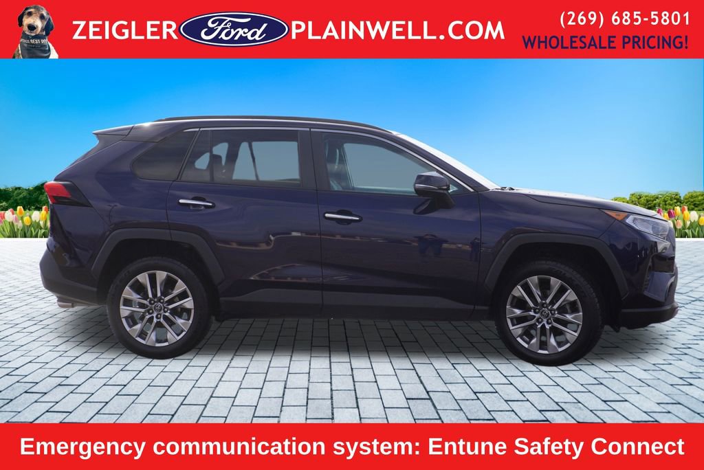 Used 2019 Toyota RAV4 Limited image 6