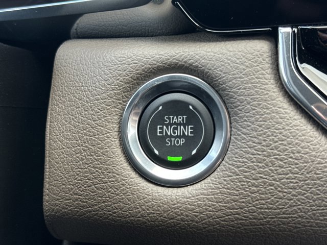 New 2026 GMC Canyon Denali w/ LPO, Black Badging Package AWD/4WD image 25