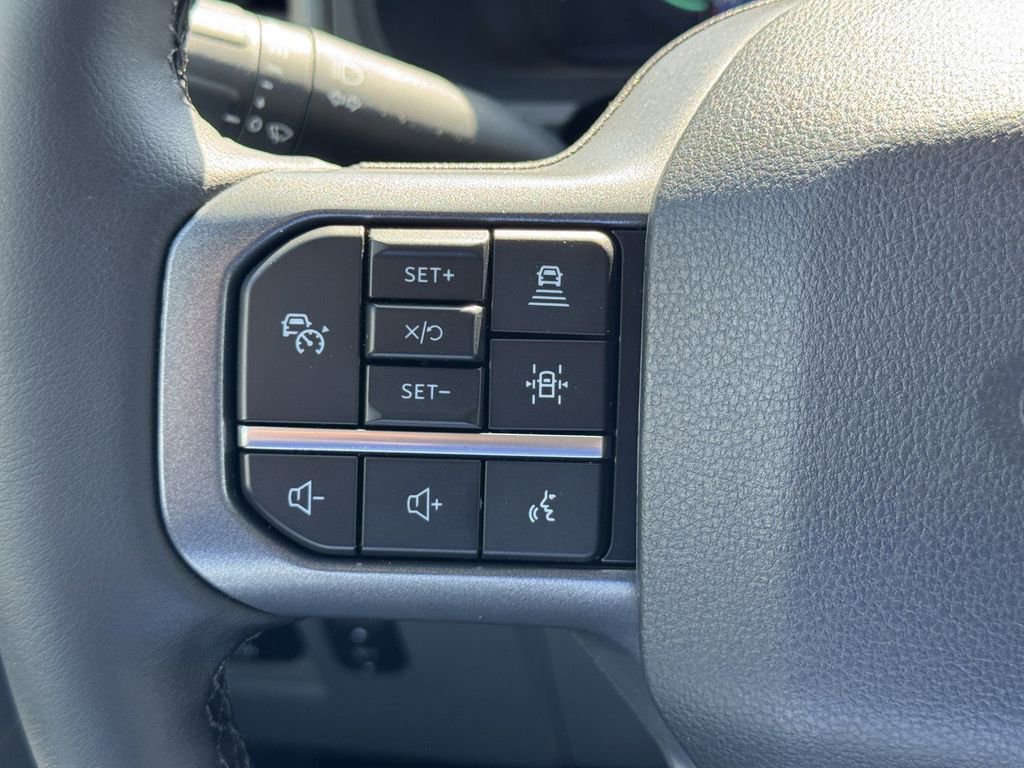 Used 2025 Ford F150 Lightning Flash AWD/4WD image 18