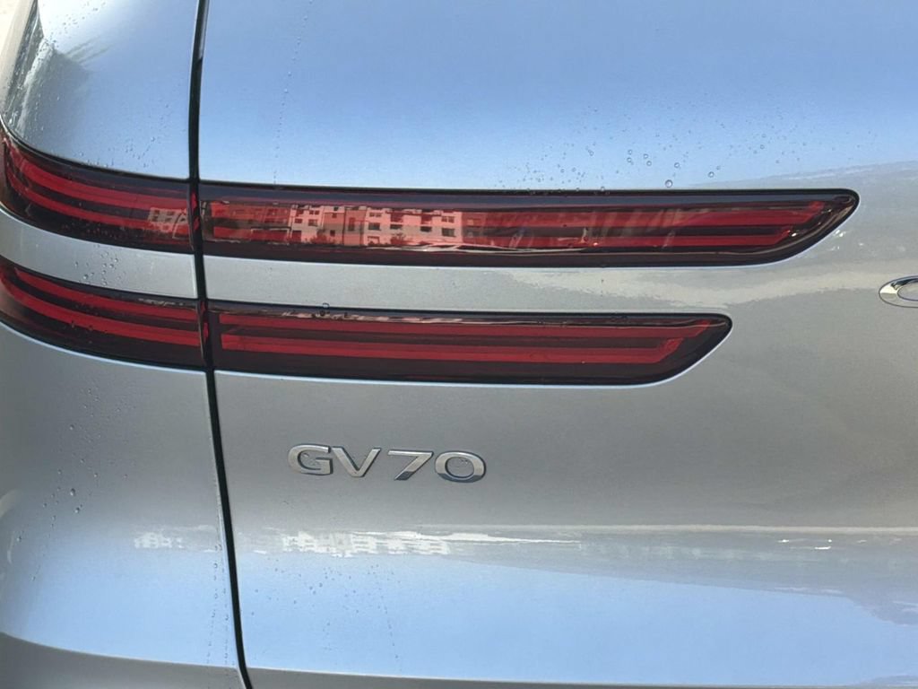 Certified 2023 Genesis Electrified GV70 AWD/4WD image 28