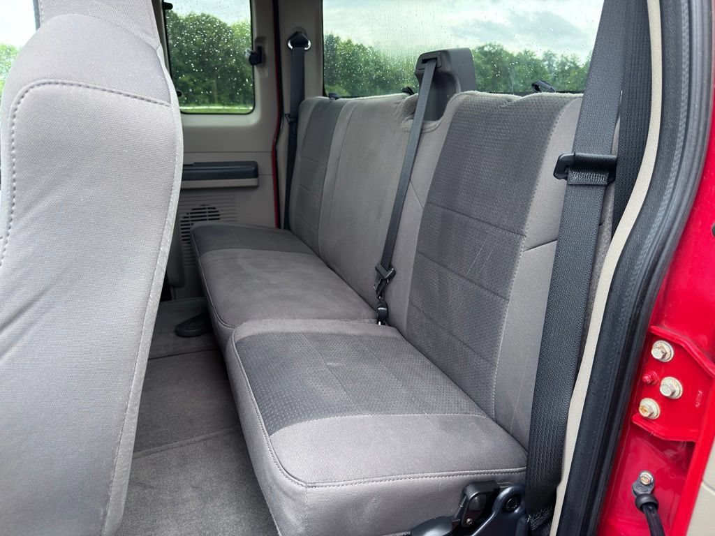 Used 2010 Ford F250 XL AWD/4WD image 3