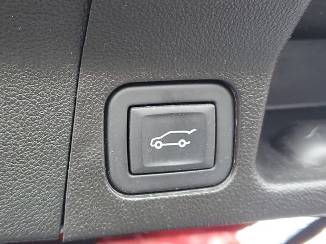 Certified 2023 GMC Acadia SLE w/ Driver Convenience Package AWD/4WD image 9