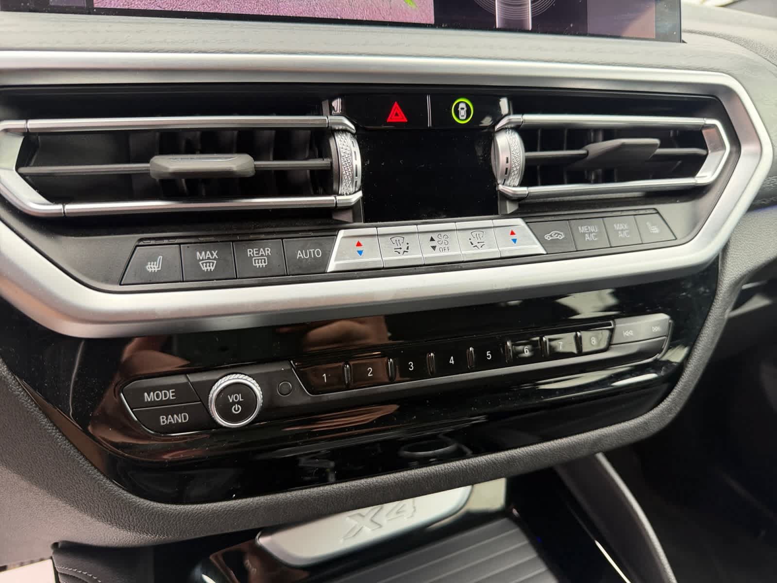 Used 2022 BMW X4 xDrive30i w/ Premium Package AWD/4WD image 26