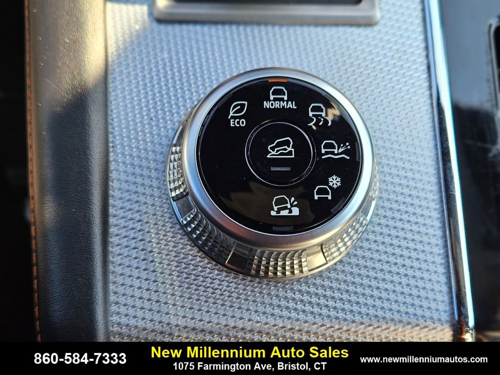 Used 2022 Mitsubishi Outlander GT image 24