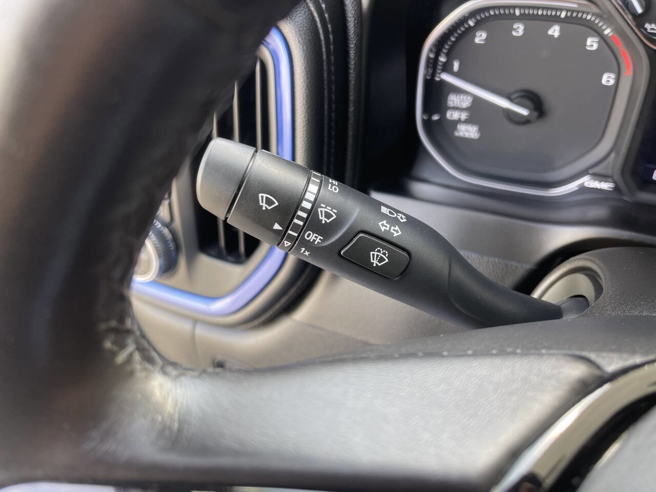 Used 2021 GMC Sierra 1500 Elevation AWD/4WD image 28