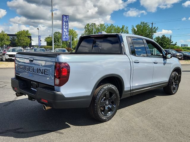 Used 2025 Honda Ridgeline Black Edition image 6