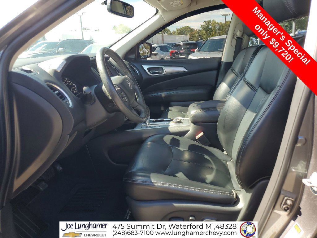 Used 2018 Nissan Pathfinder SL w/ Midnight Edition Package AWD/4WD image 20