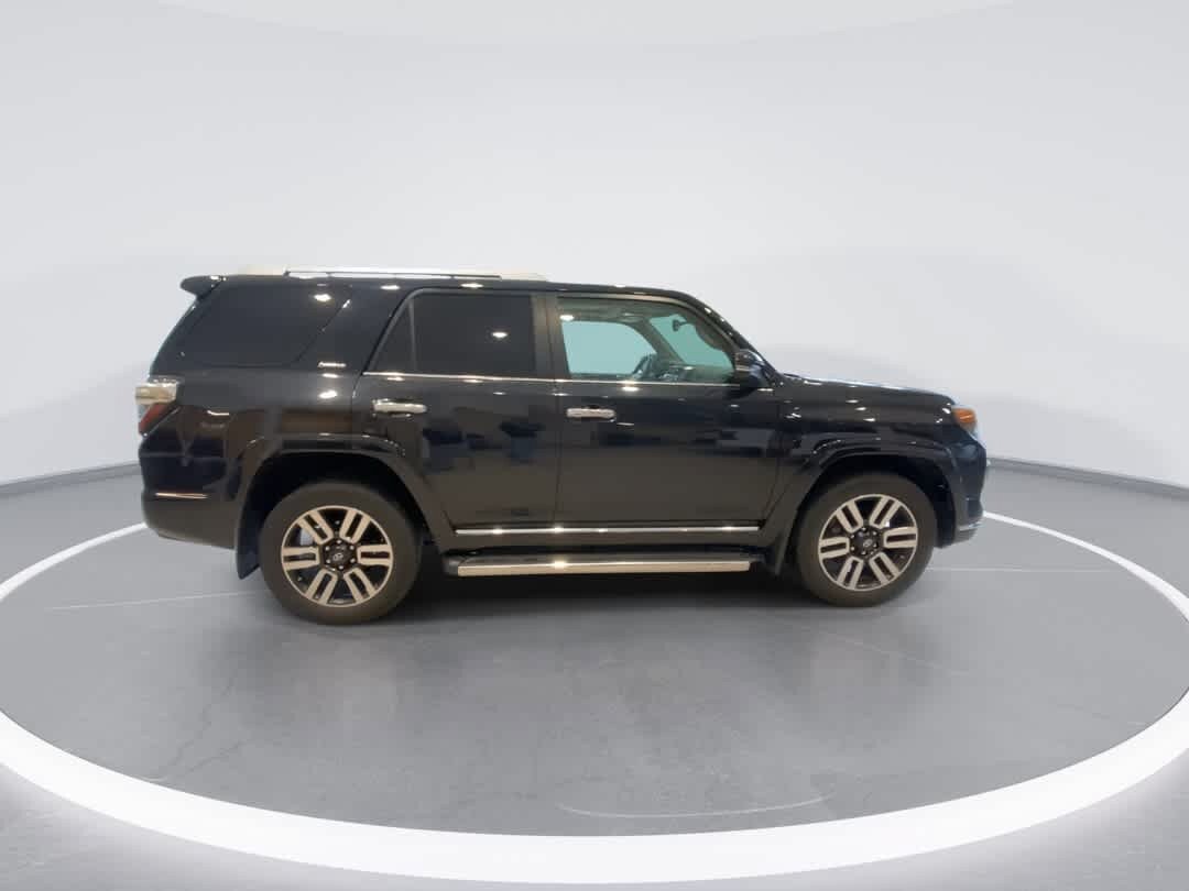 Used 2017 Toyota 4Runner Limited AWD/4WD image 9