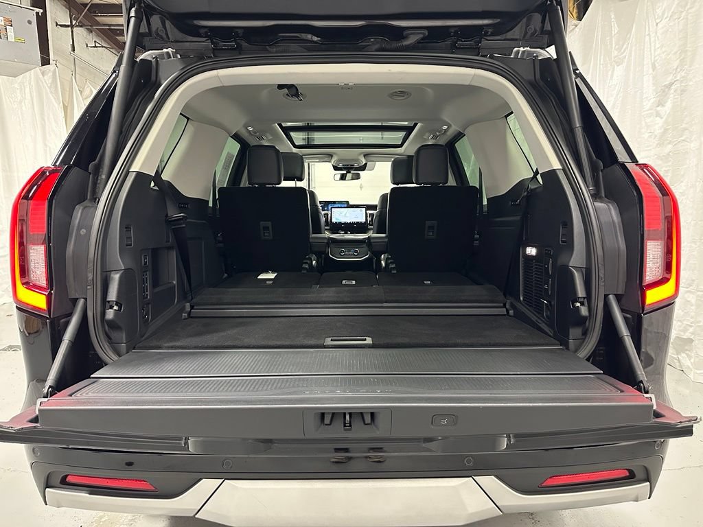 Used 2025 Ford Expedition Platinum AWD/4WD image 48