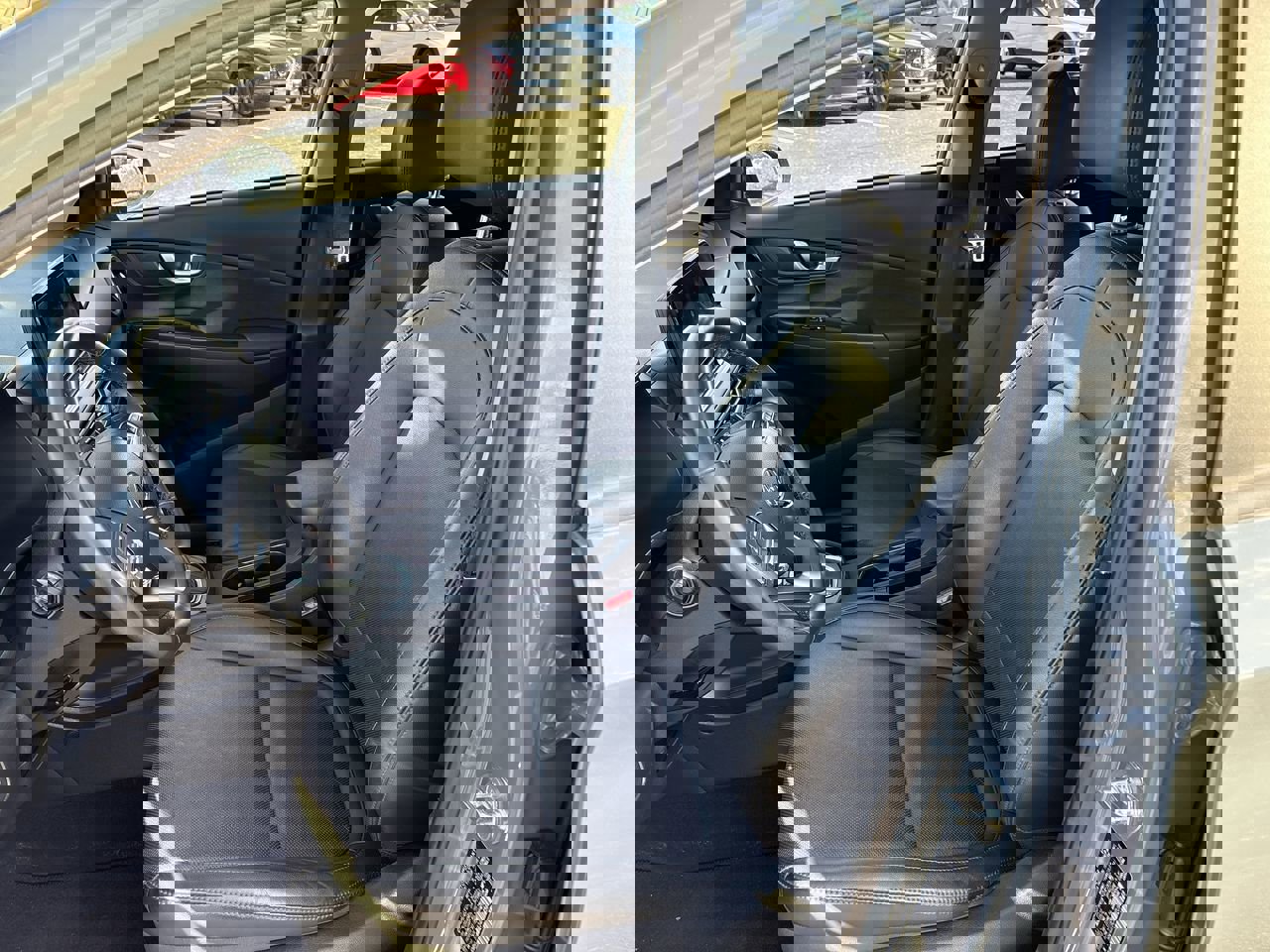 Used 2023 Hyundai Kona Limited image 13