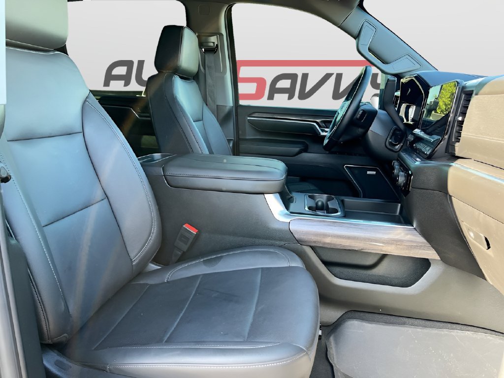 Used 2025 Chevrolet Silverado 2500 LTZ w/ LTZ Plus Package AWD/4WD image 28