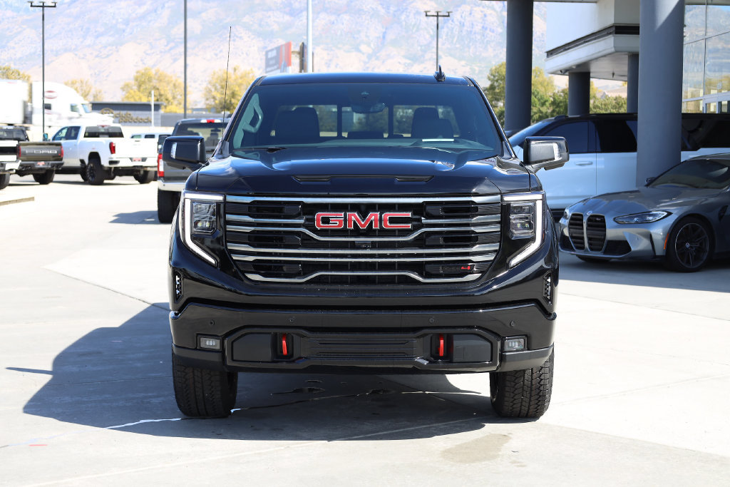New 2026 GMC Sierra 1500 AT4 w/ AT4 Premium Package AWD/4WD image 9