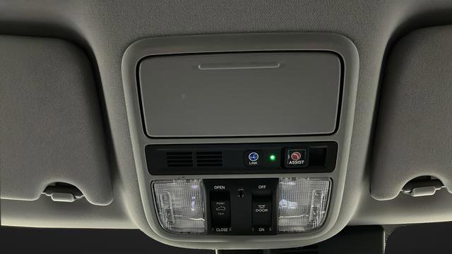 Used 2020 Honda Pilot Touring image 33