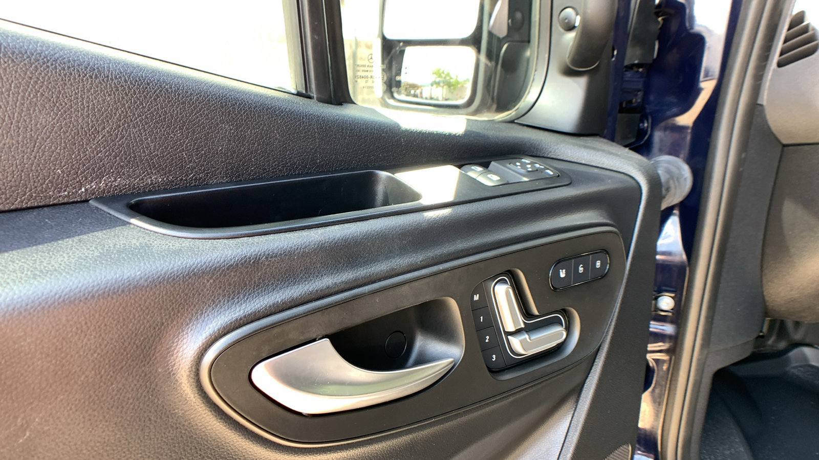 Used 2023 Mercedes-Benz Sprinter 2500 image 9