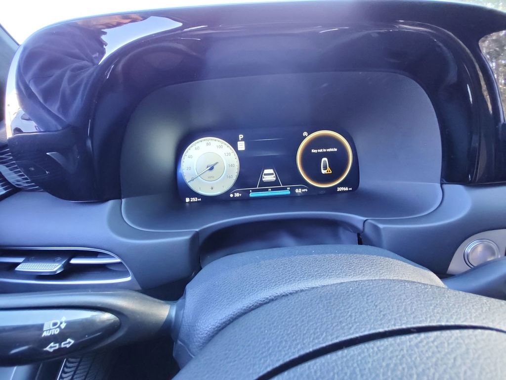 Used 2024 Hyundai Palisade Calligraphy image 16