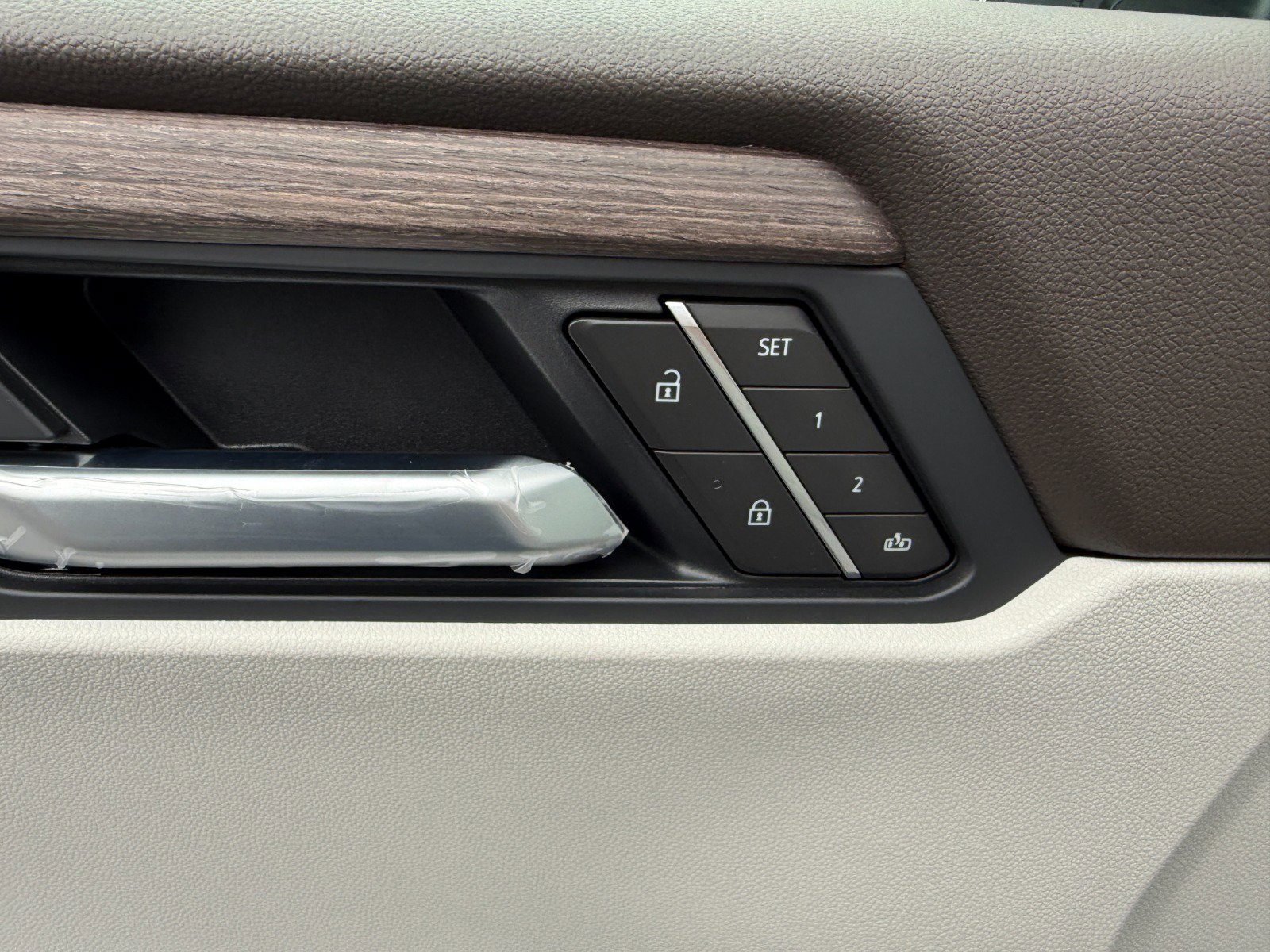 New 2026 GMC Acadia Denali w/ Super Cruise Package image 27