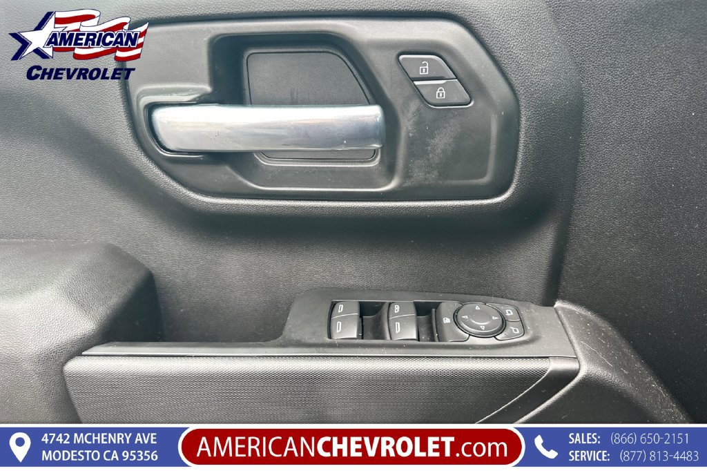 Used 2026 Chevrolet Silverado 1500 Custom w/ LPO, Dark Essentials Package RWD image 11