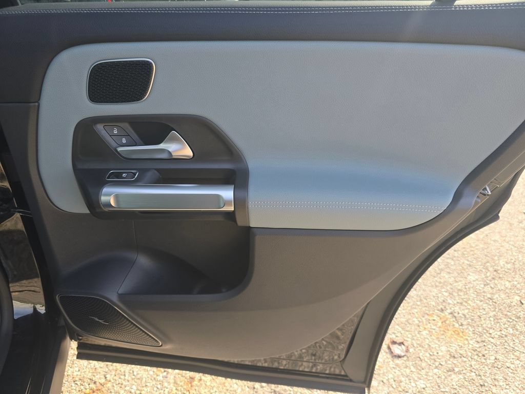 New 2026 Mercedes-Benz GLB 250 4MATIC image 21