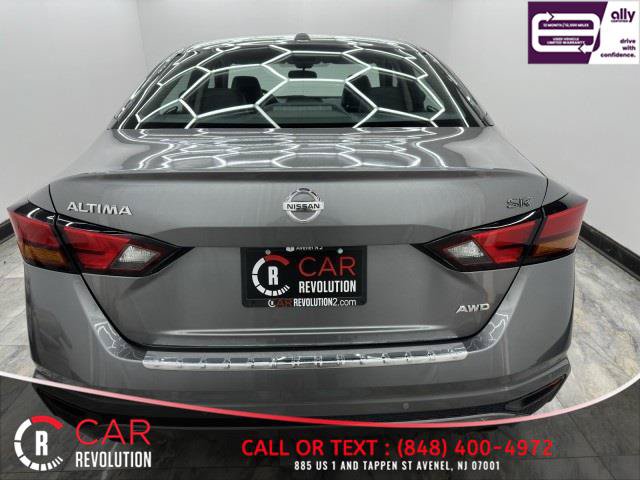 Used 2022 Nissan Altima 2.5 SR AWD/4WD image 5