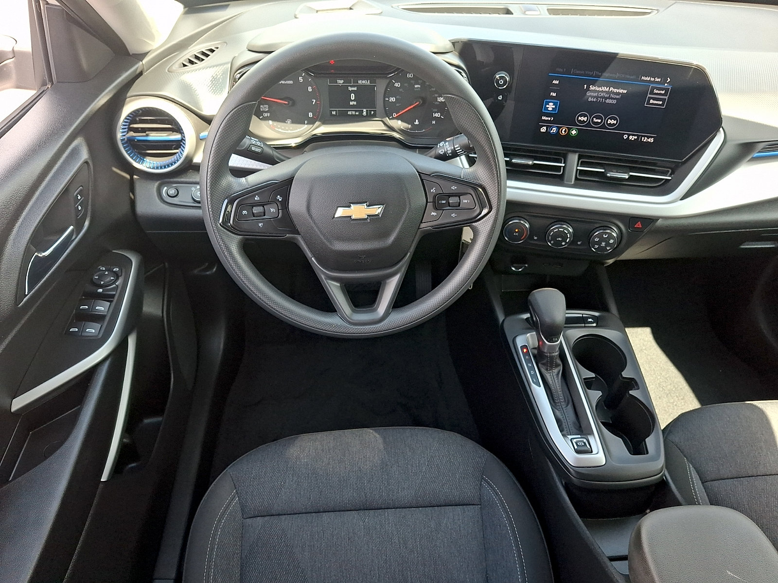 Used 2024 Chevrolet Trax LS w/ LS Convenience Package FWD image 11