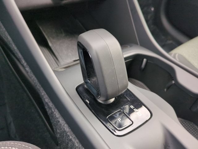 Used 2024 Volvo XC40 B5 Core AWD/4WD image 20