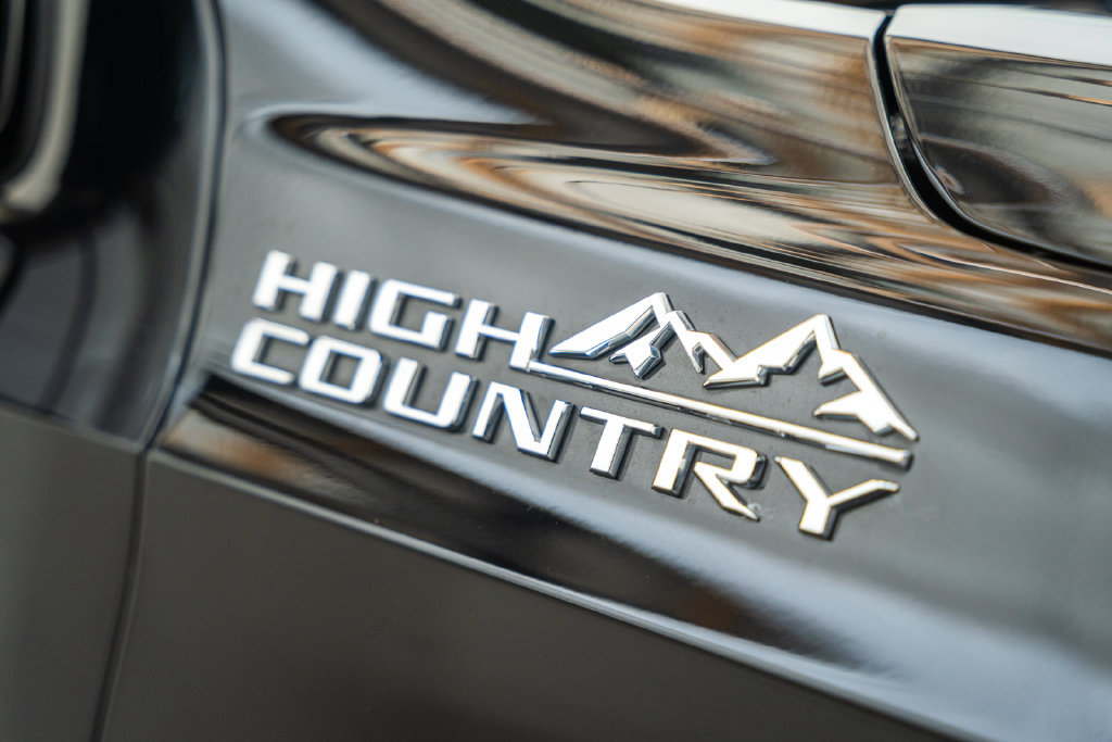 Used 2022 Chevrolet Tahoe High Country AWD/4WD image 17