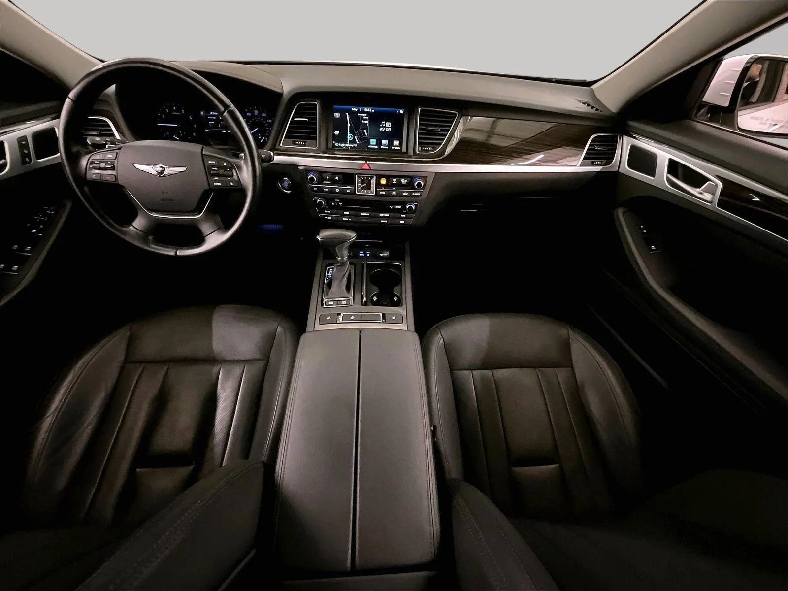 Used 2018 Genesis G80 3.8 AWD/4WD image 14
