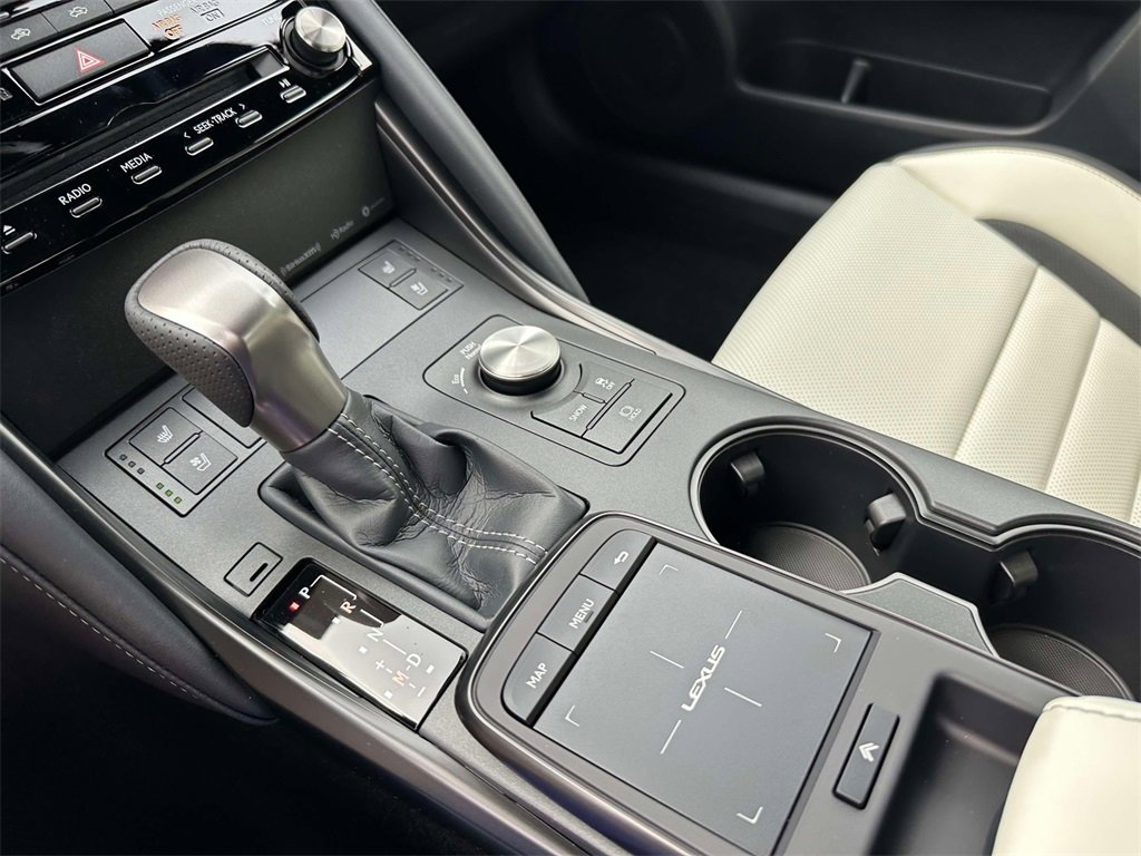 New 2025 Lexus IS 350 F Sport w/ Navigation Package image 27