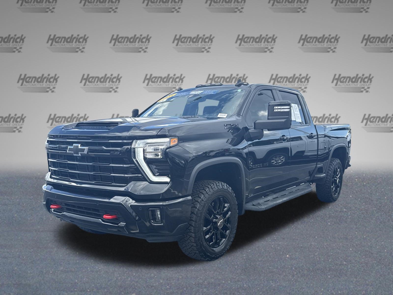 Used 2025 Chevrolet Silverado 2500 LT w/ Trail Boss Package AWD/4WD image 5