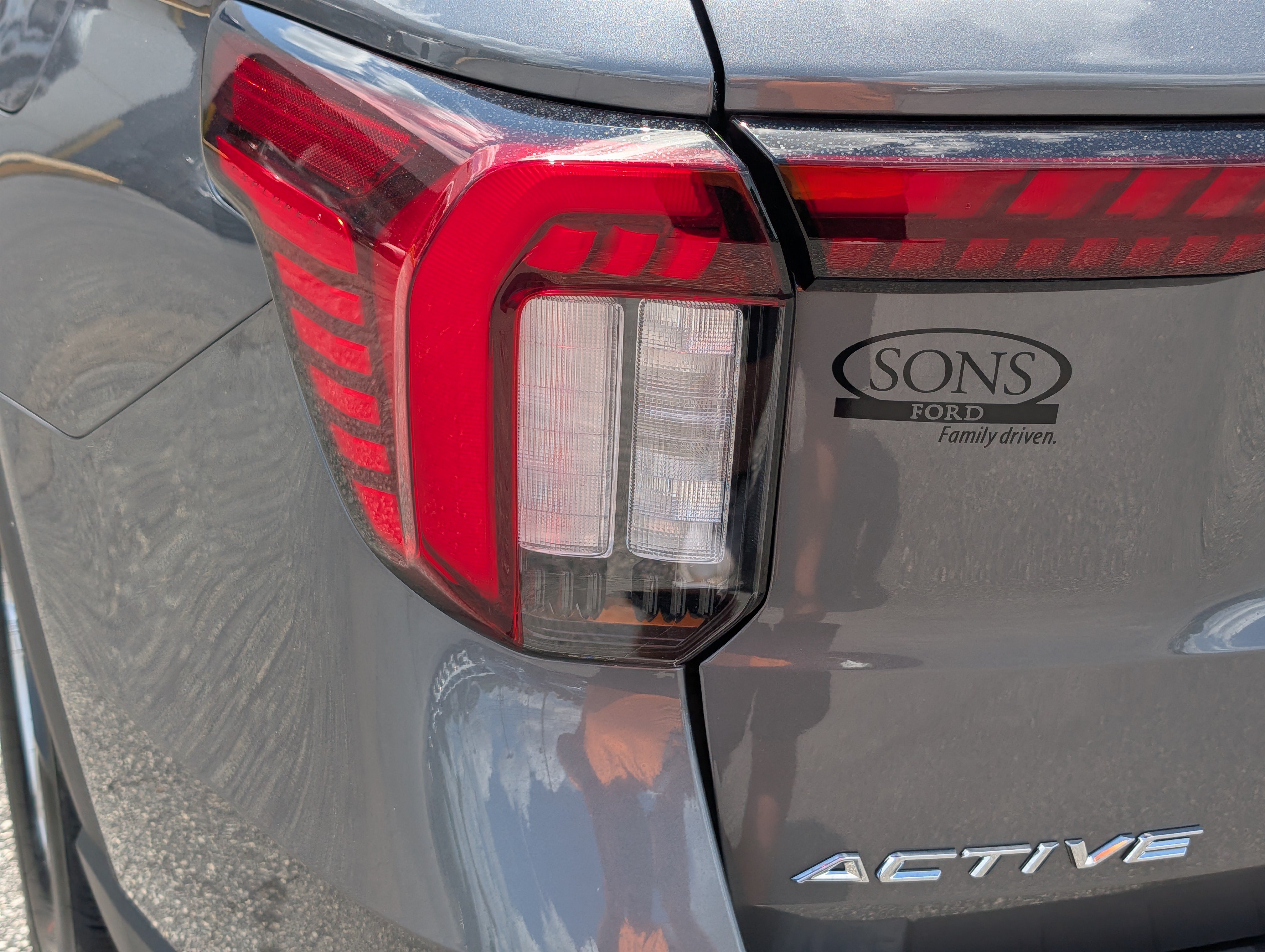 New 2026 Ford Explorer Active RWD image 12