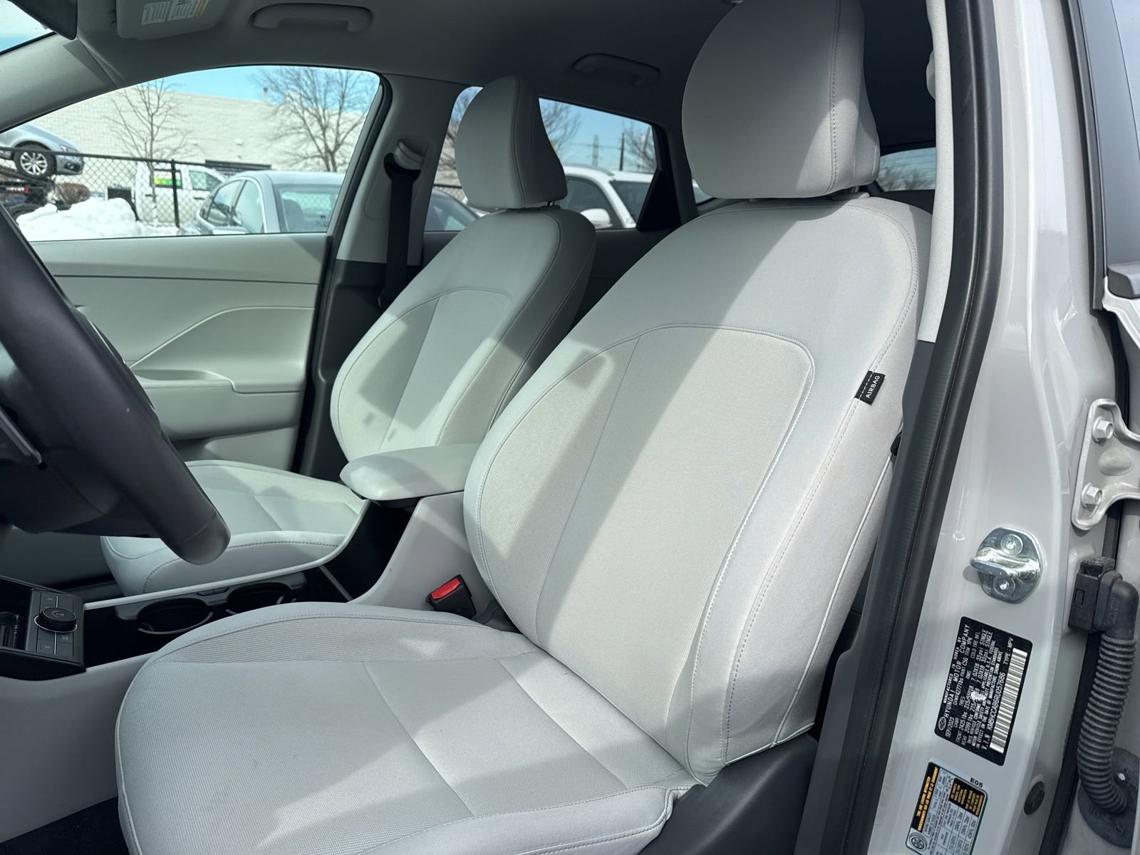 Used 2024 Hyundai Kona SEL w/ Convenience Package image 11