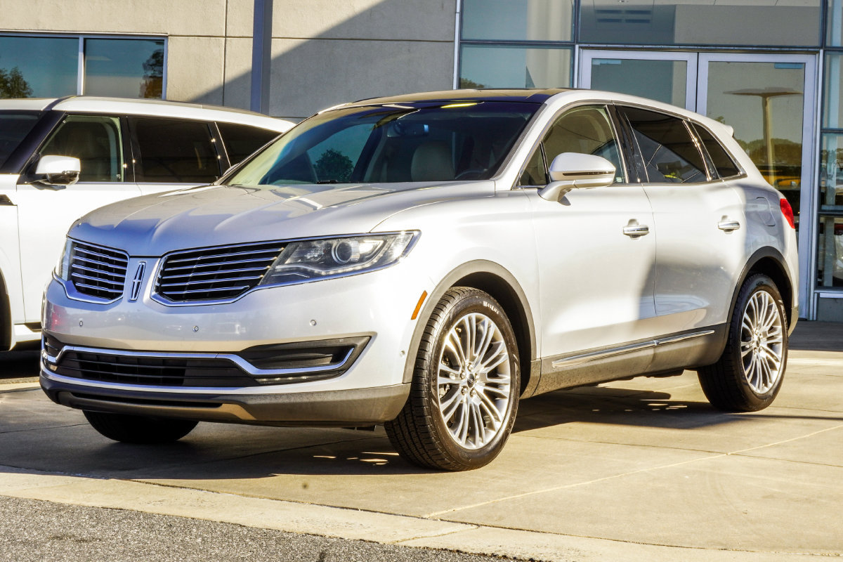 Used 2017 Lincoln MKX Reserve FWD image 9