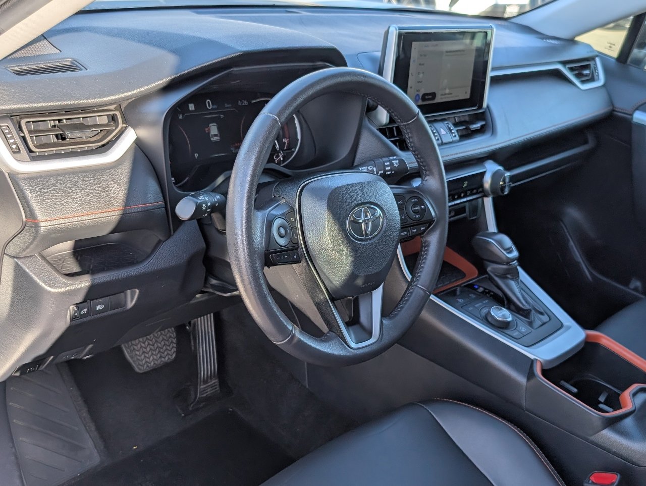 Used 2024 Toyota RAV4 Adventure image 14