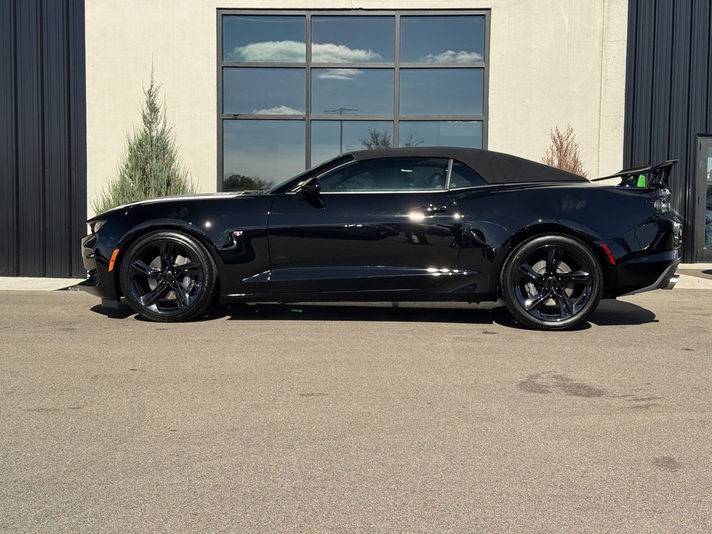 Used 2022 Chevrolet Camaro SS image 2