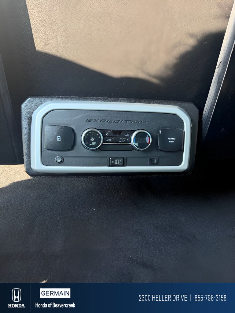 Used 2024 Ford Expedition Max XLT AWD/4WD image 7