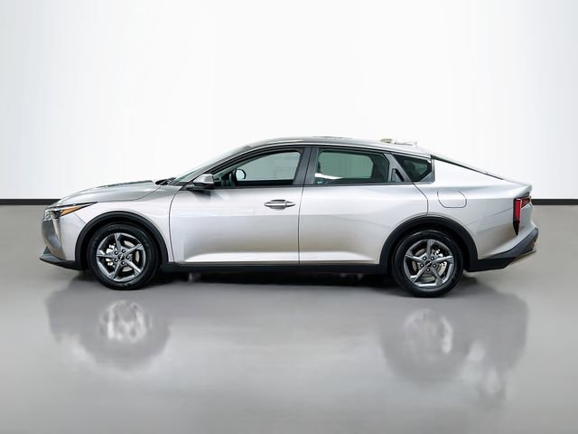 Certified 2025 Kia K4 LXS image 4