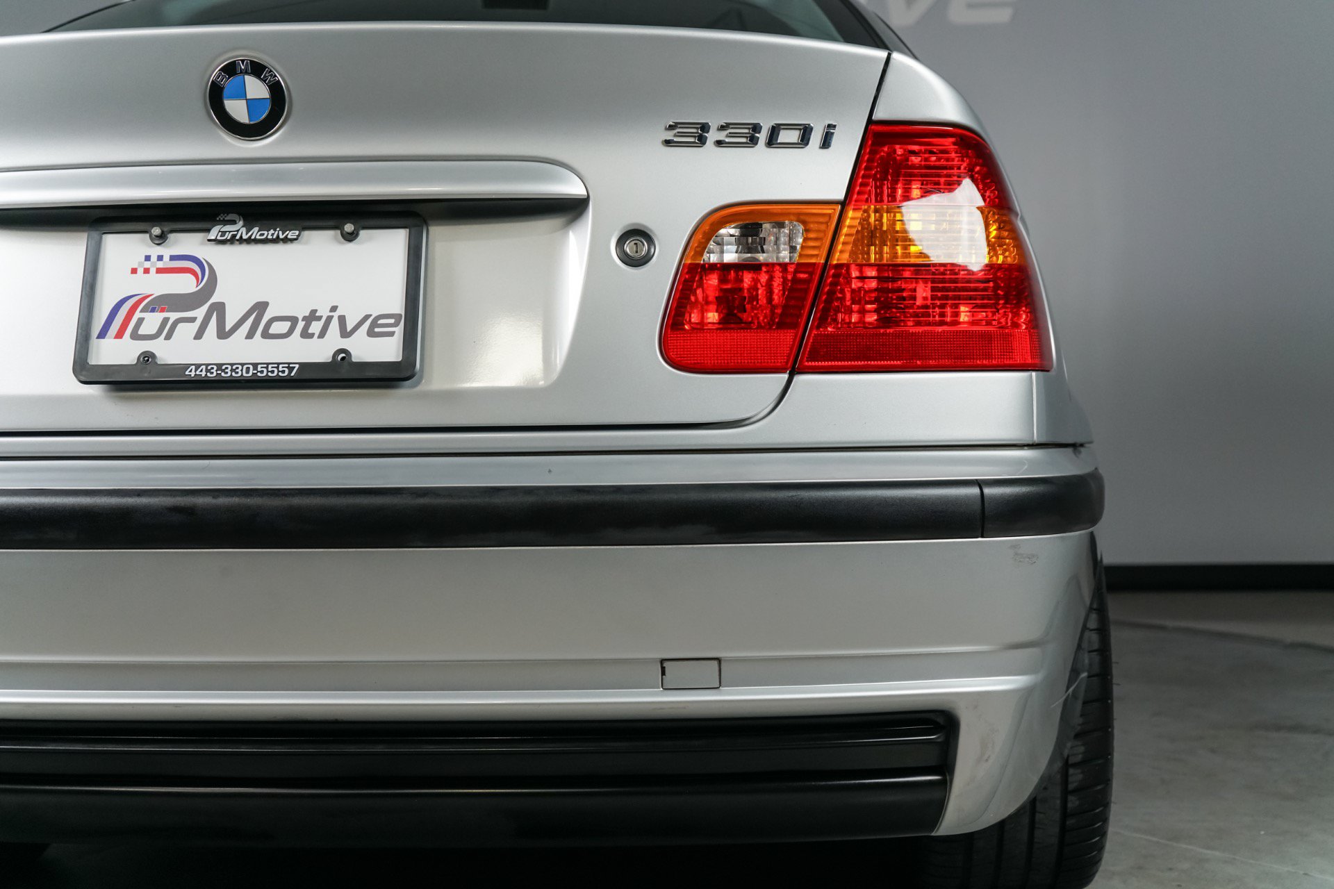 Used 2004 BMW 330i Sedan RWD image 55