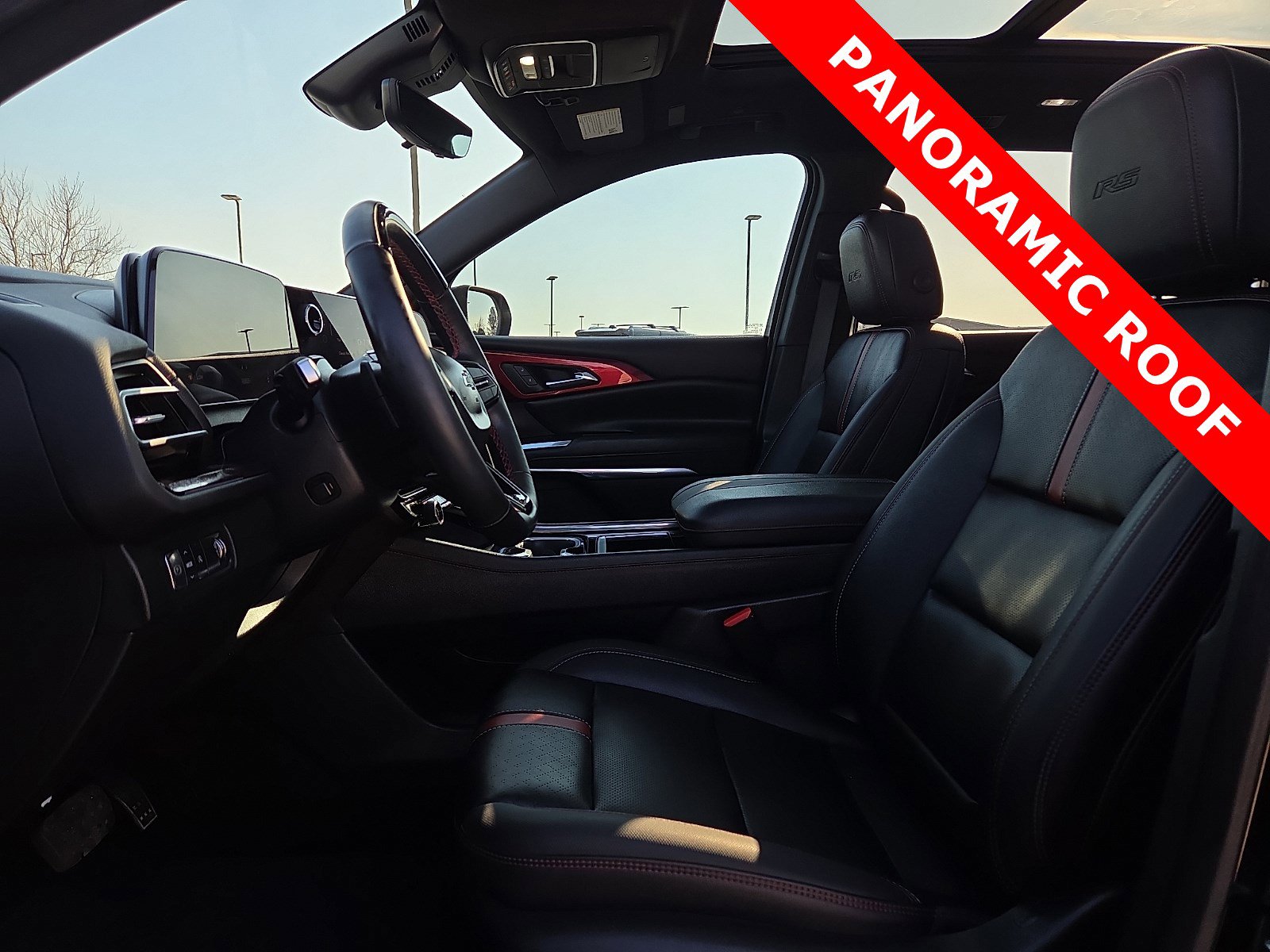 Used 2024 Chevrolet Traverse RS image 17