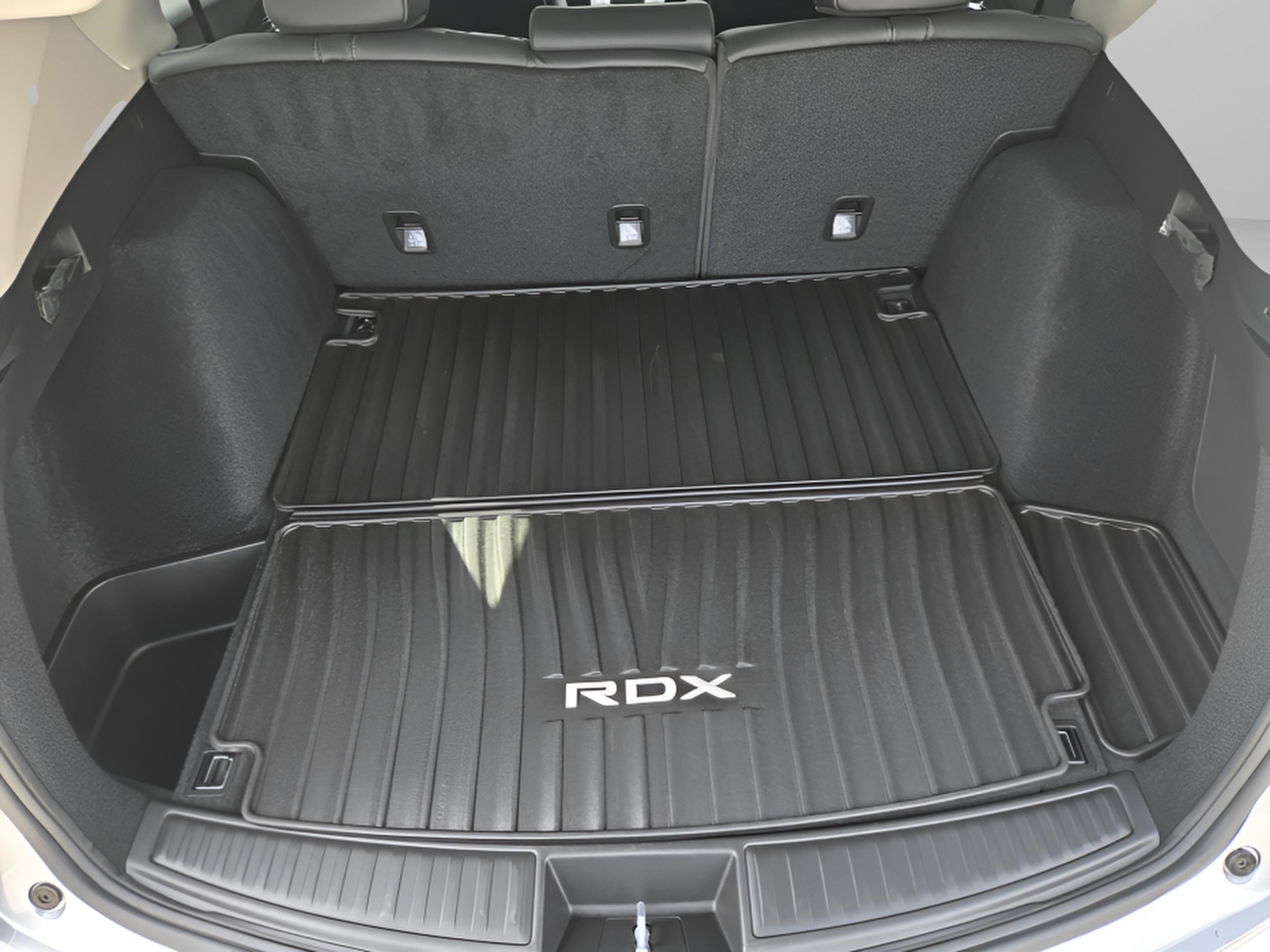 Certified 2025 Acura RDX w/ Technology Package image 27