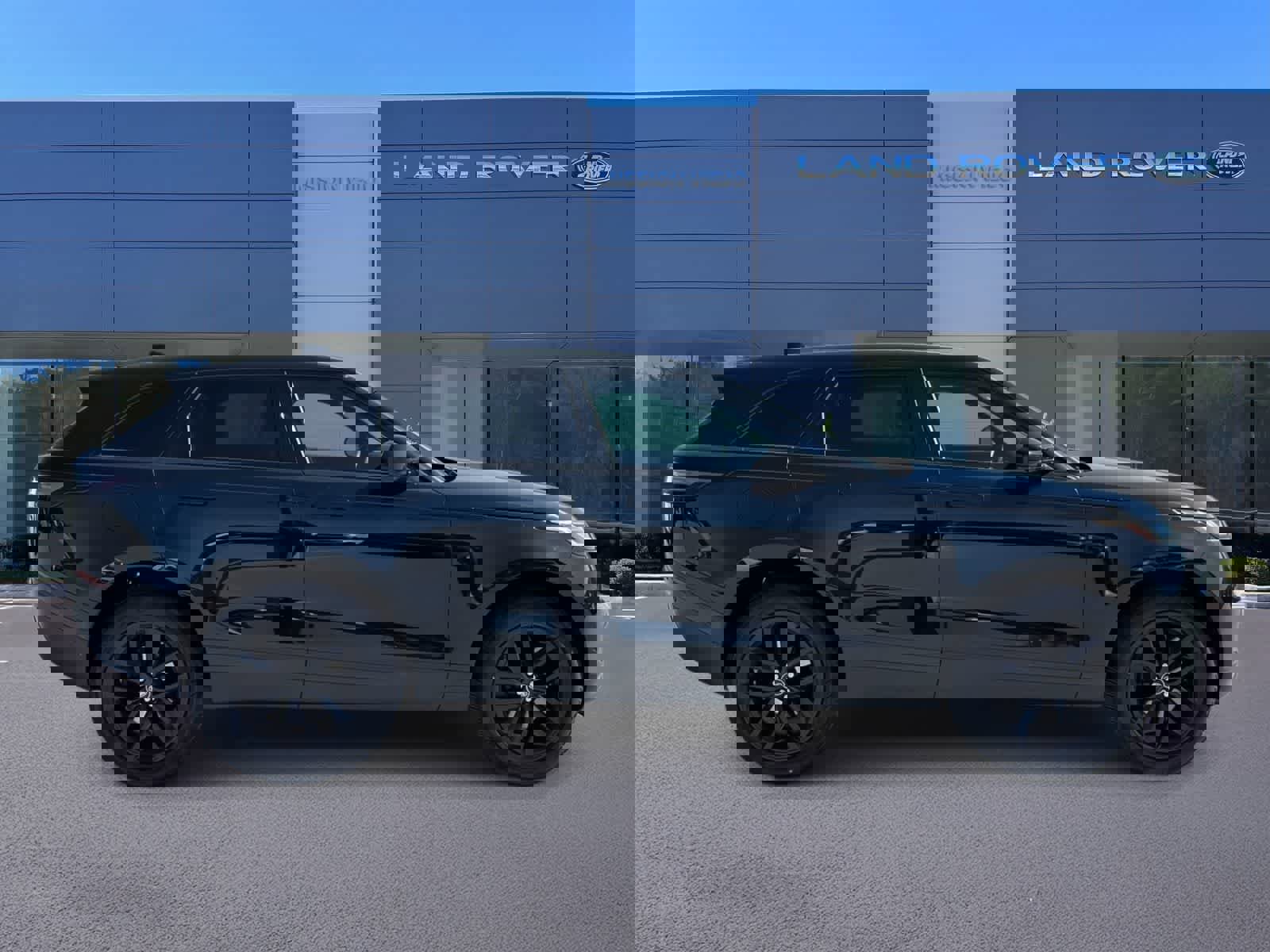 Used 2026 Land Rover Range Rover Velar S image 5