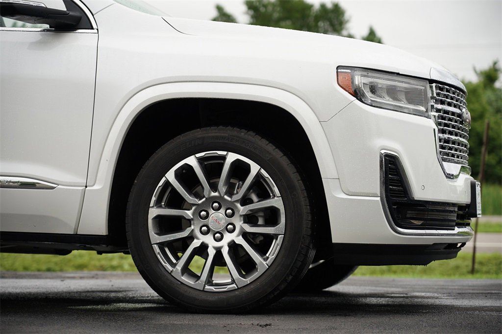 Used 2023 GMC Acadia Denali w/ Denali Ultimate Package image 11