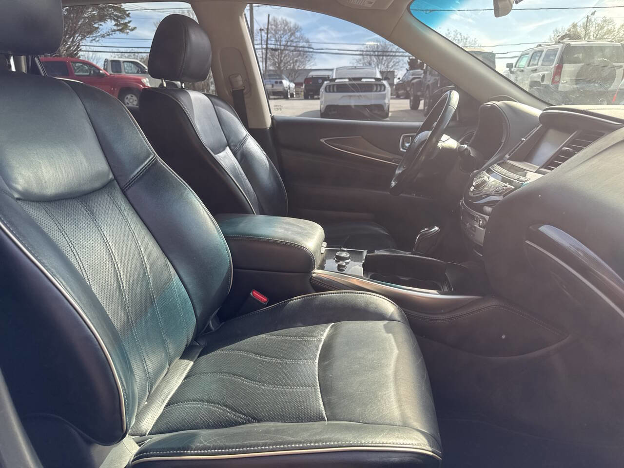 Used 2016 INFINITI QX60 AWD w/ Premium Plus Package image 20