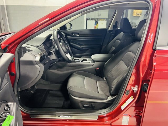 New 2025 Nissan Altima 2.5 SV w/ SV Special Edition Package image 21