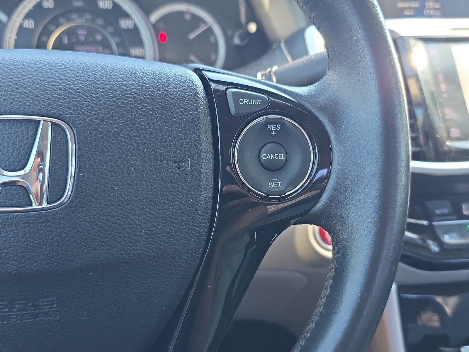 Used 2016 Honda Accord EX-L image 15