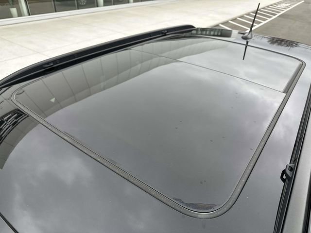 Used 2023 Jeep Compass Latitude w/ Sun and Sound Group image 13