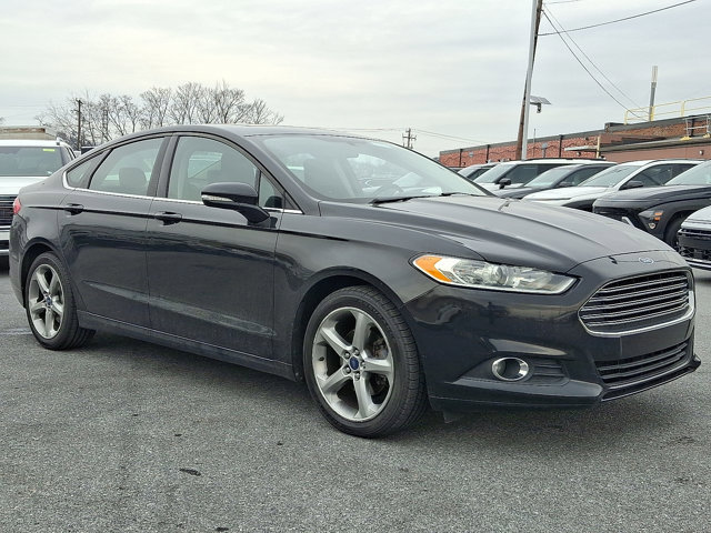 Used 2014 Ford Fusion SE w/ Equipment Group 201A image 3