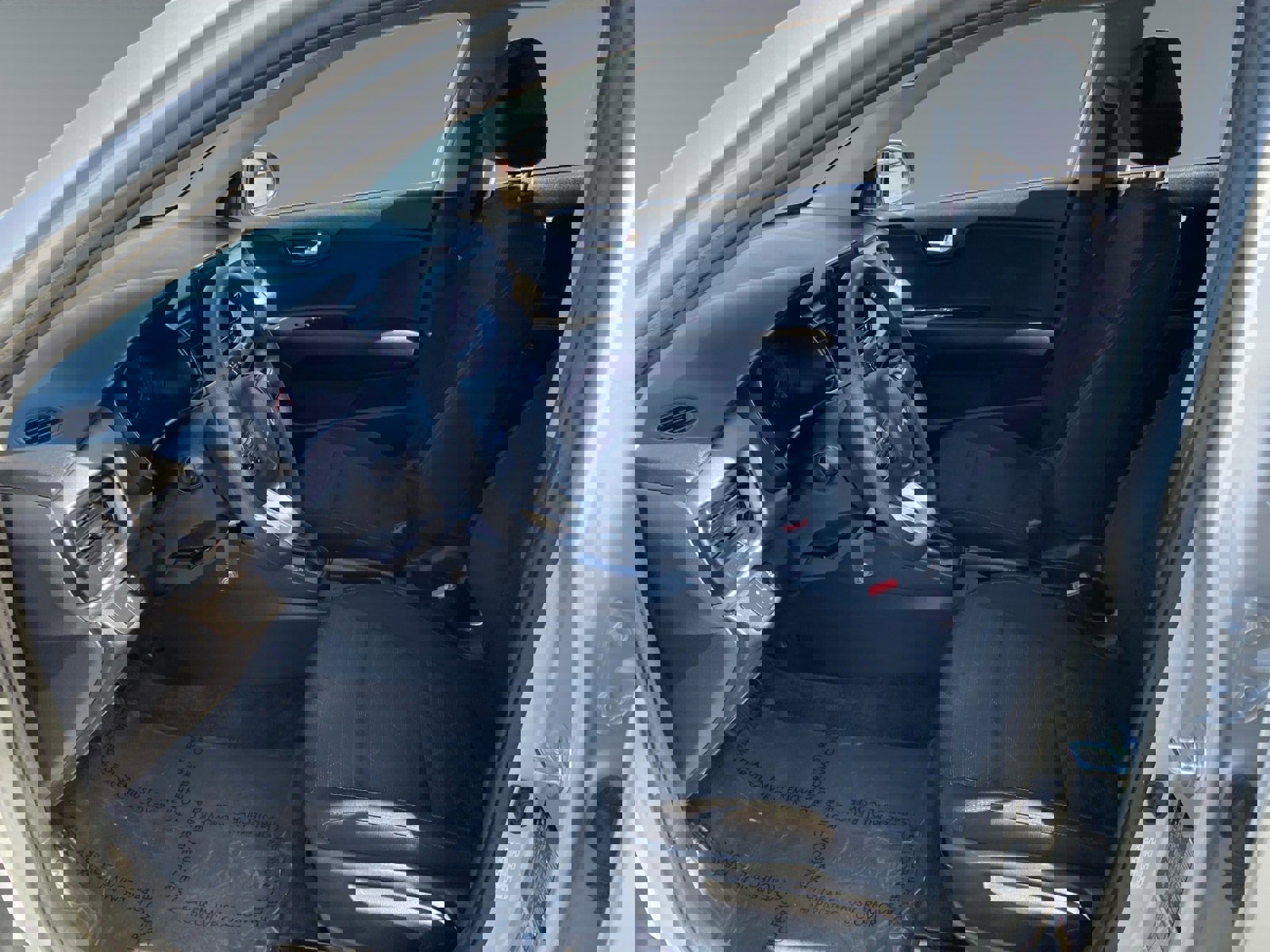 Used 2023 Kia Rio LX image 9